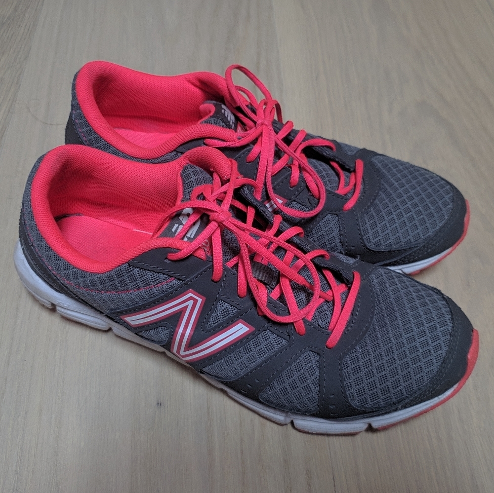 New Balance Gray and Pink Shoes Size 8.5